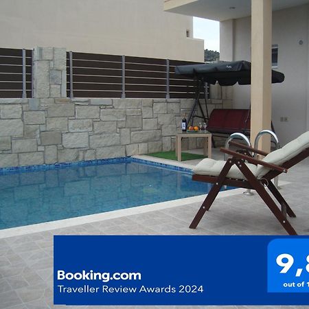 “Theeporto” Maisonette With Pool Γούβες Εξωτερικό φωτογραφία