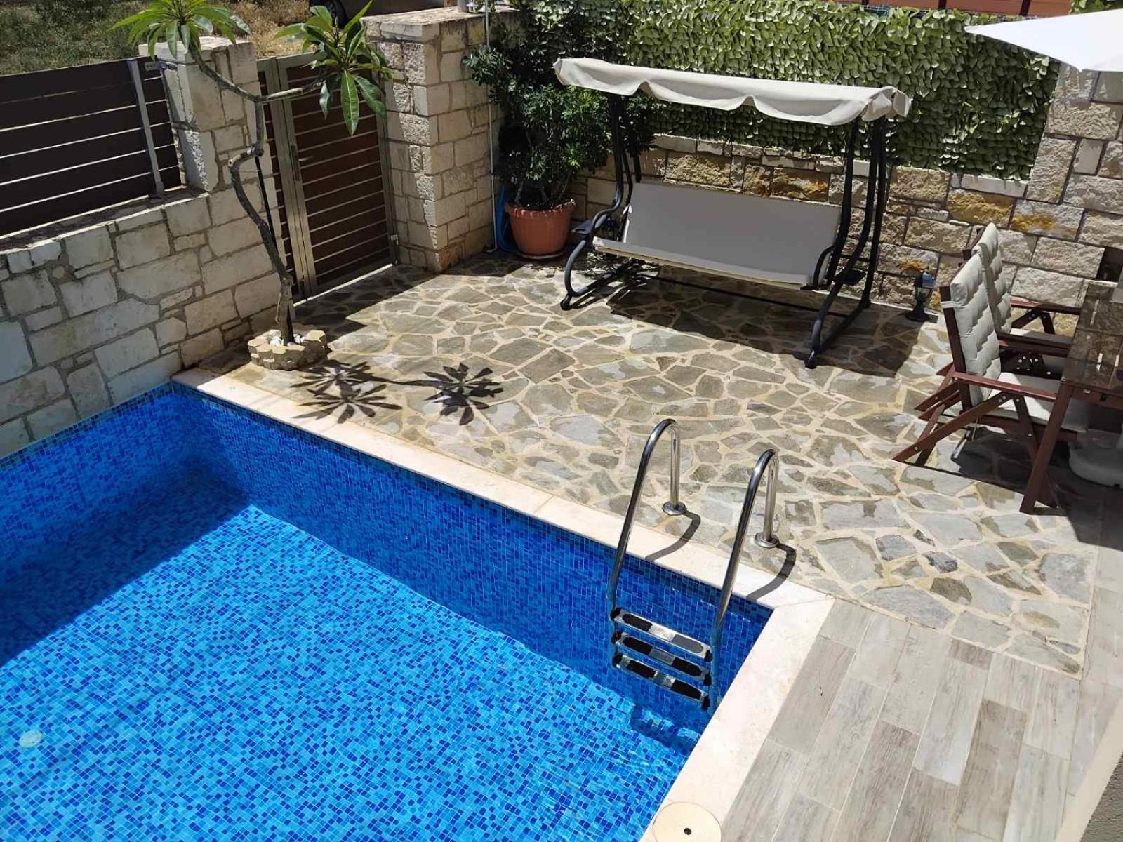 “Theeporto” Maisonette With Pool Γούβες Εξωτερικό φωτογραφία